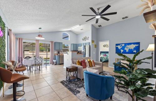 Luxe 3BR 2BA Oasis with Pool & Designer Touches, Disneyland, Legoland - Foto 19