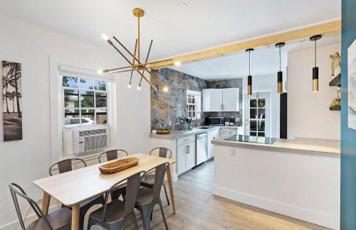 Spacious 3br 2ba Cottage Steps to Water & Downtown - Foto 43