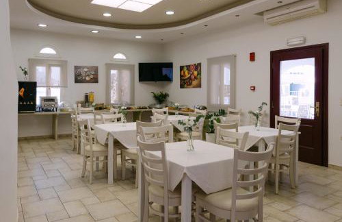 Perla Hotel - Photo 22
