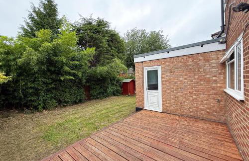 Bassetts House - Spacious! - Sleeps 7 - Close to PRUH Hospital - Free Parking - Photo 30