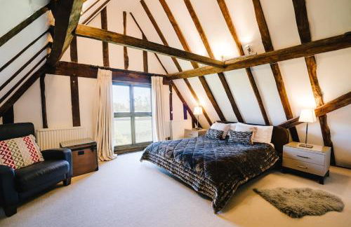 The Long Barn, a stylist barn conversion on a farm - Foto 20