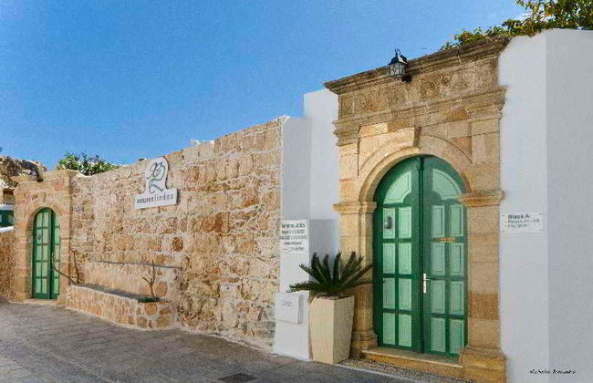 Xenones Lindos - Foto 2