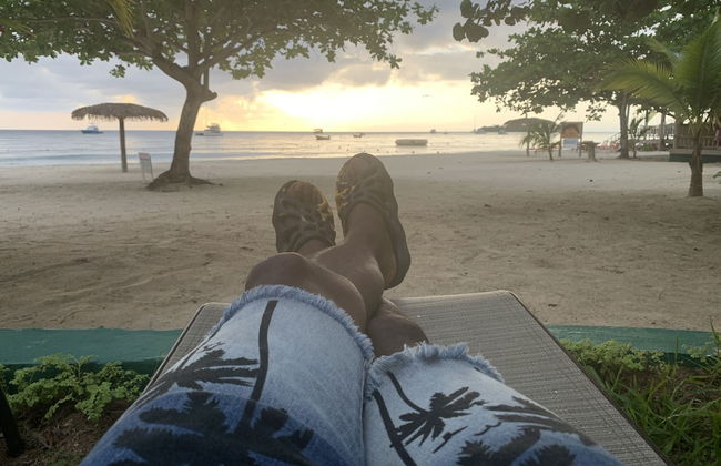 King Suite at Oceanview Resort in Jamaica - Enjoy 7 Miles Of White Sand Beach! 1 Bedroom Villa by RedAwning - Photo 15