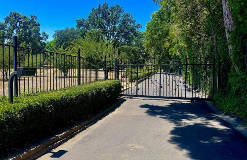 Peaceful Country Getaway Near Casino Shopping - Photo 44