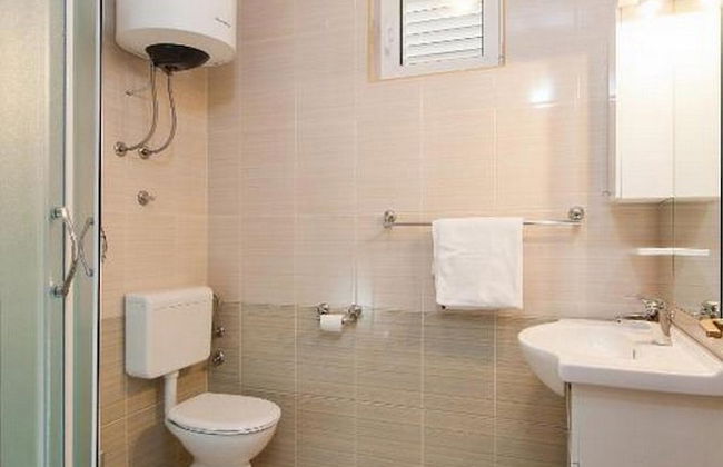 Summerheaven Apartments - Photo 39