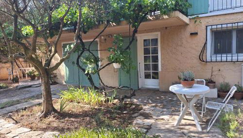 Le jardinet d'Emma - Jacuzzi & Jardin à Arles Calme Parking Gratuit RDC - Foto 5