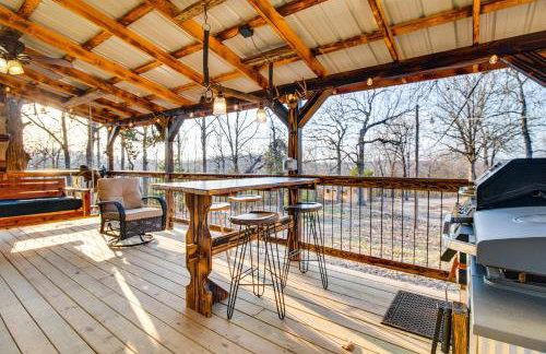 Serene and Cozy Studio Cabin Walk to Norfork Lake! - Foto 1