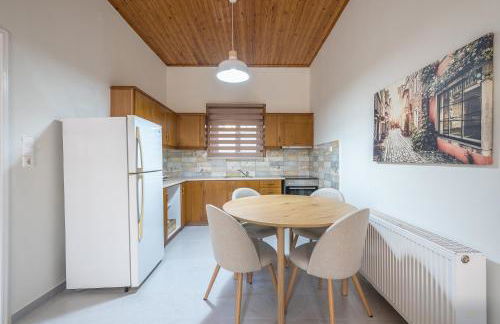 In the center of Messolonghi - Photo 55