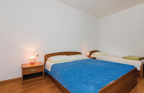 One-Bedroom Apartment In Hodilje - Photo 7