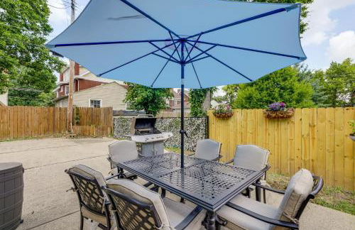 Modern Group Getaway with Private Yard in Cincinnati - Foto 2