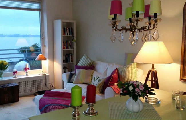 Sea View Modern Retreat - Photo 1