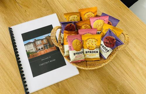 Whole House Sleeps 6 Garden Workspace Waterloo in 20 mins - Foto 11