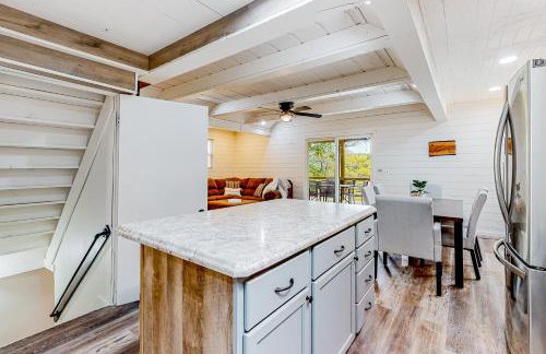 Dog Welcome Waterfront Home Sleeps 12 Firepit - Foto 18