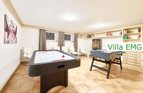 Villa EMG Ferienhaus in Alleinlage mit Privatsee Jacuzzi und Sauna für bis zu 22 Personen bei Osnabrück - Foto 11