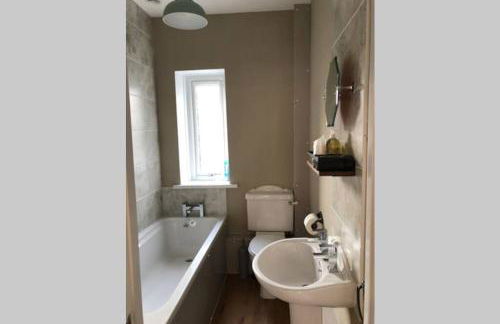 Seacot Cottage in the heart of the Highlands - Photo 8