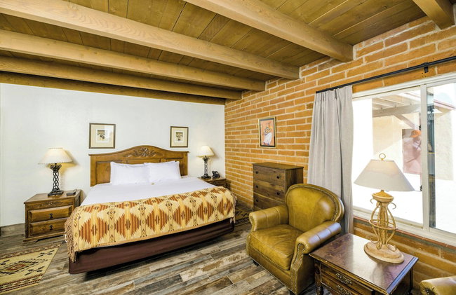 Tanque Verde Ranch - Foto 47