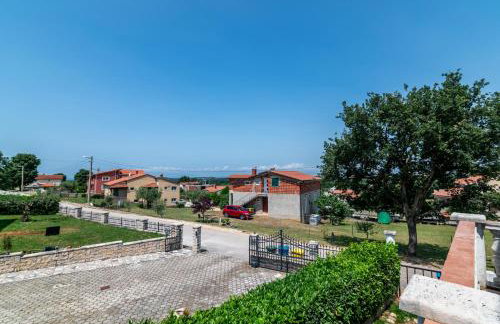 Holiday house with a swimming pool Radmani, Porec - 16440 - Photo 35