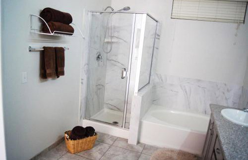 Single Story Beautiful home - Photo 17