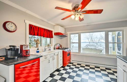 Waterfront Cottage on Sawmill Bay w/ Deck! - Foto 9