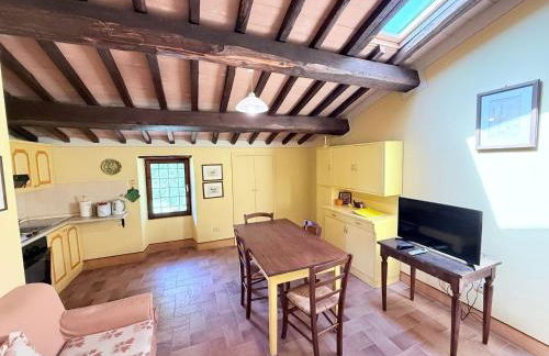 Elegant Farmhouse Retreat in Poreta, Italy - Foto 82