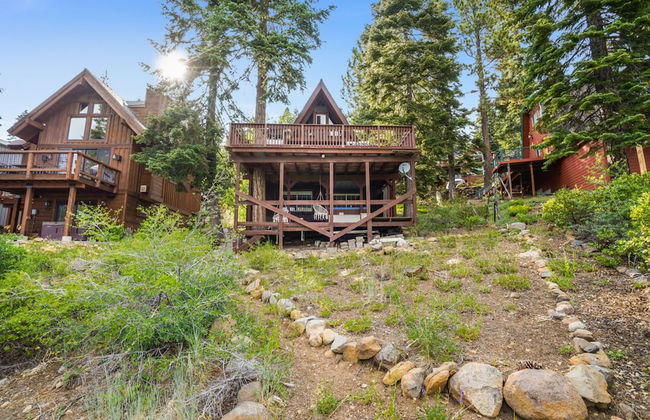 Horizon by Avantstay Stunning A-frame Cabin w Hot Tub Billiards Lake Views - Photo 32