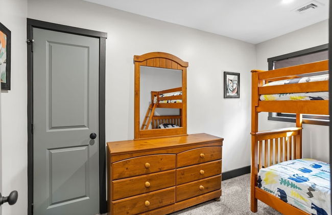 The Breck by Avantstay Modern 6bdr Cabin w/ Hot Tub & Game Room - Foto 6