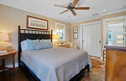 Steve's Place: Heated Pool, 3BR Southold Home, Beach - Foto 16