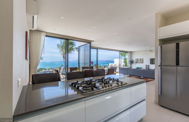 15 Bedroom Luxury Triple Sea View Villas - Photo 42