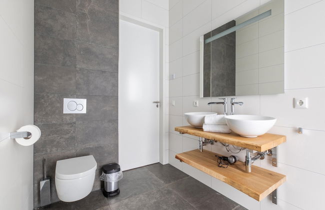 Brand new Luxury Villa on a Small-scale Park With its own Jetty - Foto 70