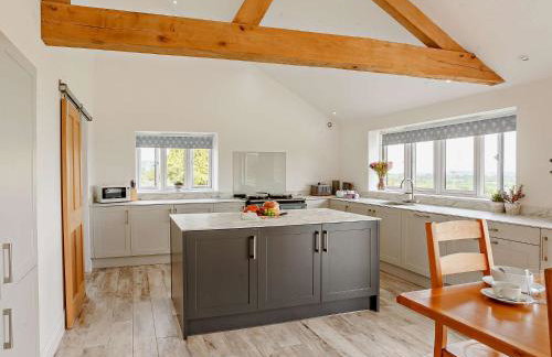 4 Bed in Combe St. Nicholas 83501 - Foto 8