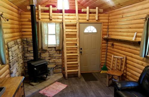 Cozy Creekside Cabin Rental for a Secluded Weekend Getaway in Wisconsin - Foto 7