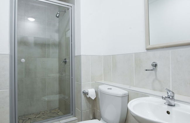 Prestige Apartment Sandton at Westpoint - Photo 38