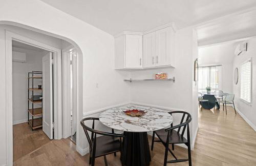 Remodeled 1BR LA Apartment with full kitchen - Foto 11