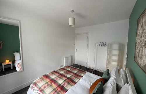 Duke's Retreat - 4 BR Sleeps 8 Ideal 4 Contractors - Foto 6