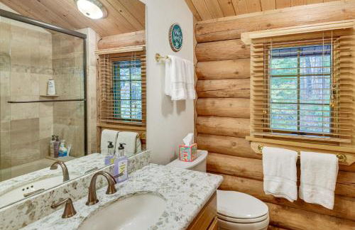 Along Big Wood River Hailey Family Cabin with Yard - Foto 21