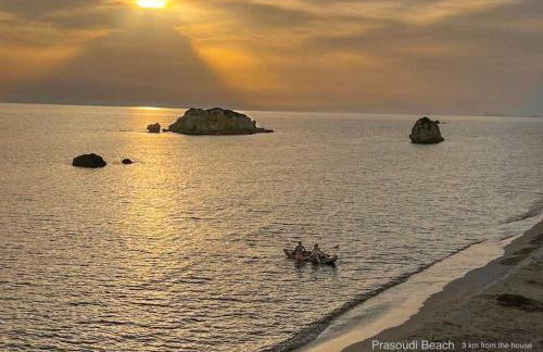 Black Olive Cottage Paramonas - Foto 35