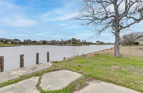 Waterfront Slidell Home with Patio 3 Mi to Beach! - Foto 39
