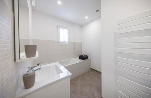 Grand Gîte Nature à Jezainville - Clim, Jardin Privé & Terrasse - 7 lits - Foto 13