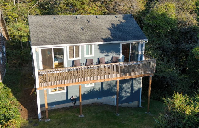 Royal Canoe by Avantstay Walk to the Shore + Cozy Fireplace - Photo 114