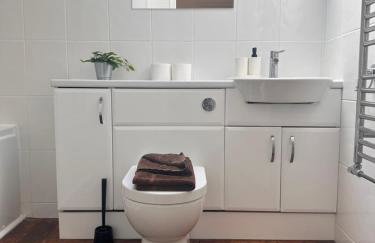 Rats Retreat at Tove Valley Cottages - Photo 7