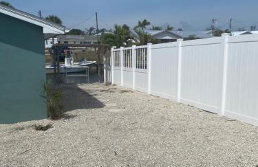 Waterfront Fishermans Retreat - Quick Harbor Access - Heated Pool - Foto 3