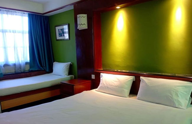 Alpine LXPD Water Chalet - Photo 10