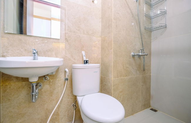 Cozy Stay And New Furnished Studio At Transpark Cibubur Apartment - Foto 12