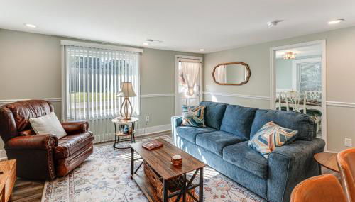 Small-Town Charm and Local Dining Home in Burgaw! - Foto 5