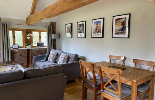 Hidden cottages 2 bed cottage in peaceful surroundings with log burner - Foto 1