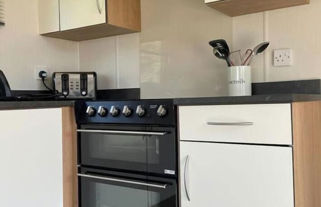 Caravan - Sleeps 6 & Parking - Foto 16