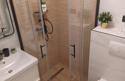 Amare Apartments - Photo 34