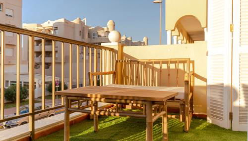 RentitSpain - Almerimar - Apto Almerimar con Puerto y Playa - Foto 3