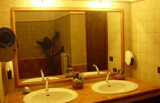 Angelucci Agriturismo con Camere e Agri Camping - Photo 21