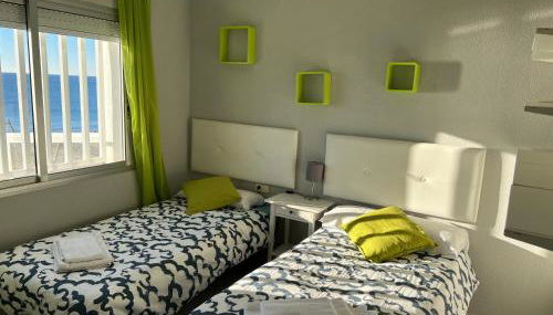 The pleasure of living in front of the sea - Photo 3